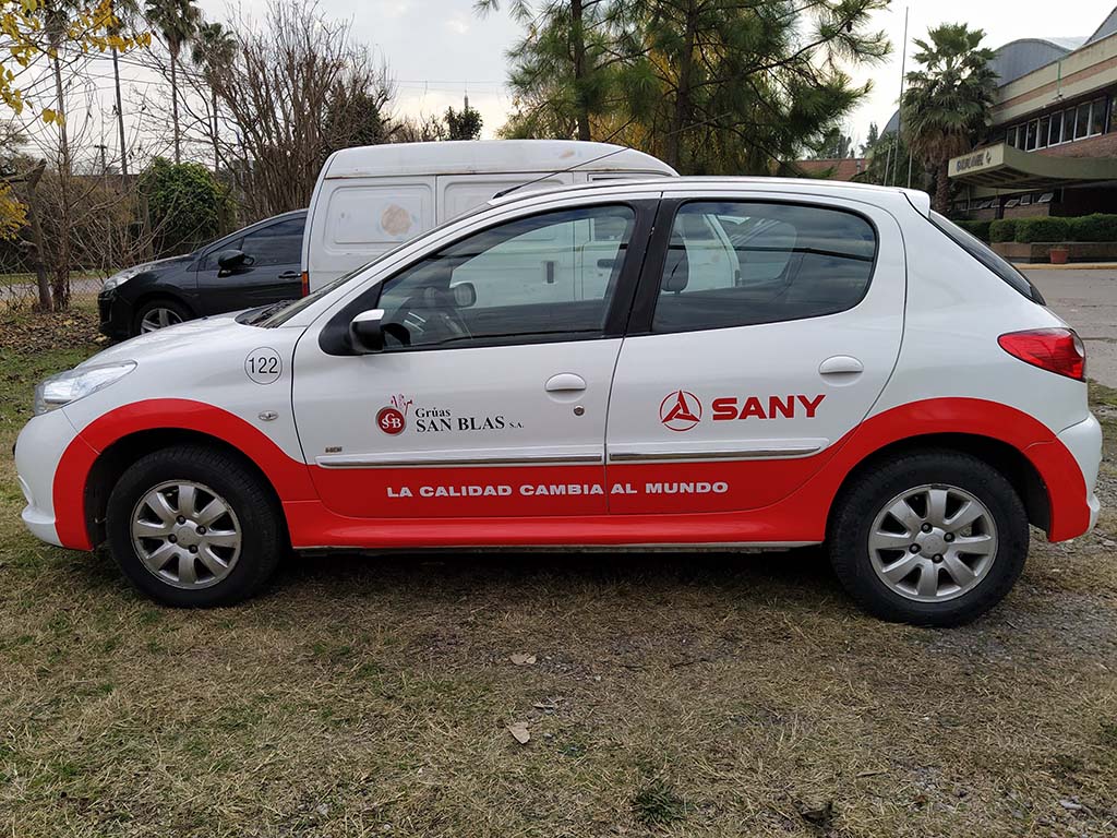 Foto de un peugeot 206 Ploteado